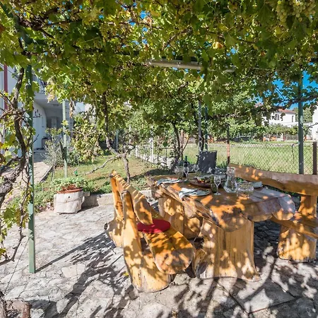 One-bedroom In Апартаменты Musalez