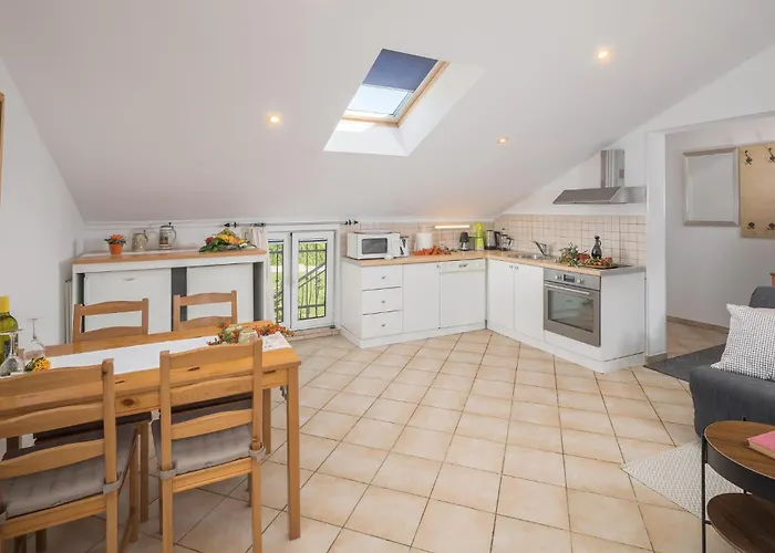 One-bedroom In Musalez