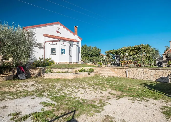 One-bedroom In Musalez